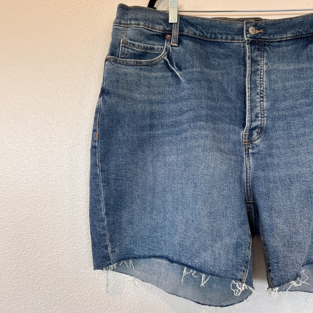 Old Navy Sky-Hi Straight Extra High Rise Button Fly Cut Off Denim Shorts 24 Blue - Picture 2 of 10